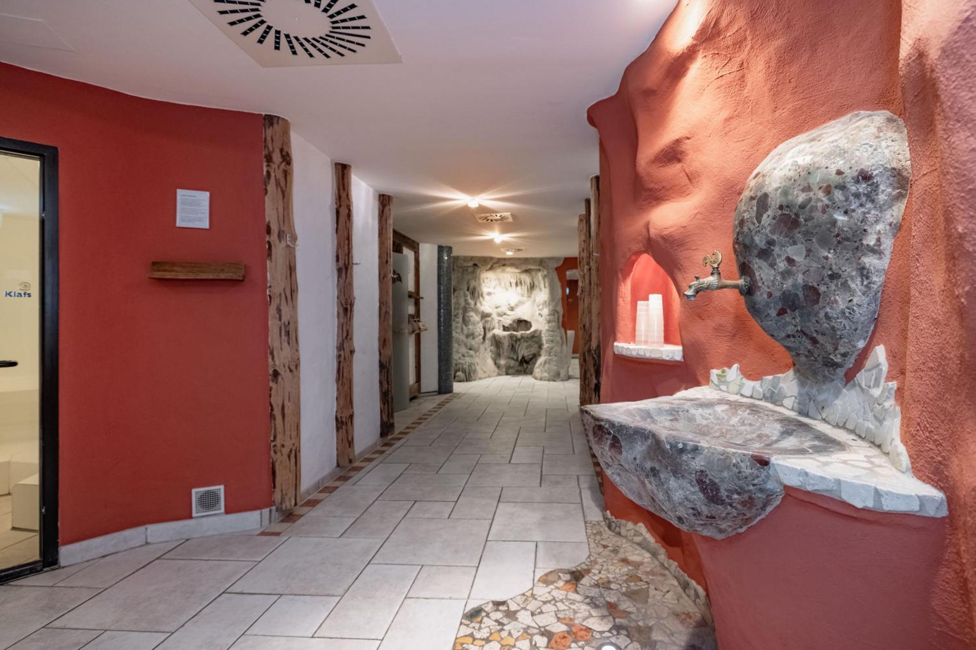 פרסגרזי Alpen Adria Hotel & Spa מראה חיצוני תמונה