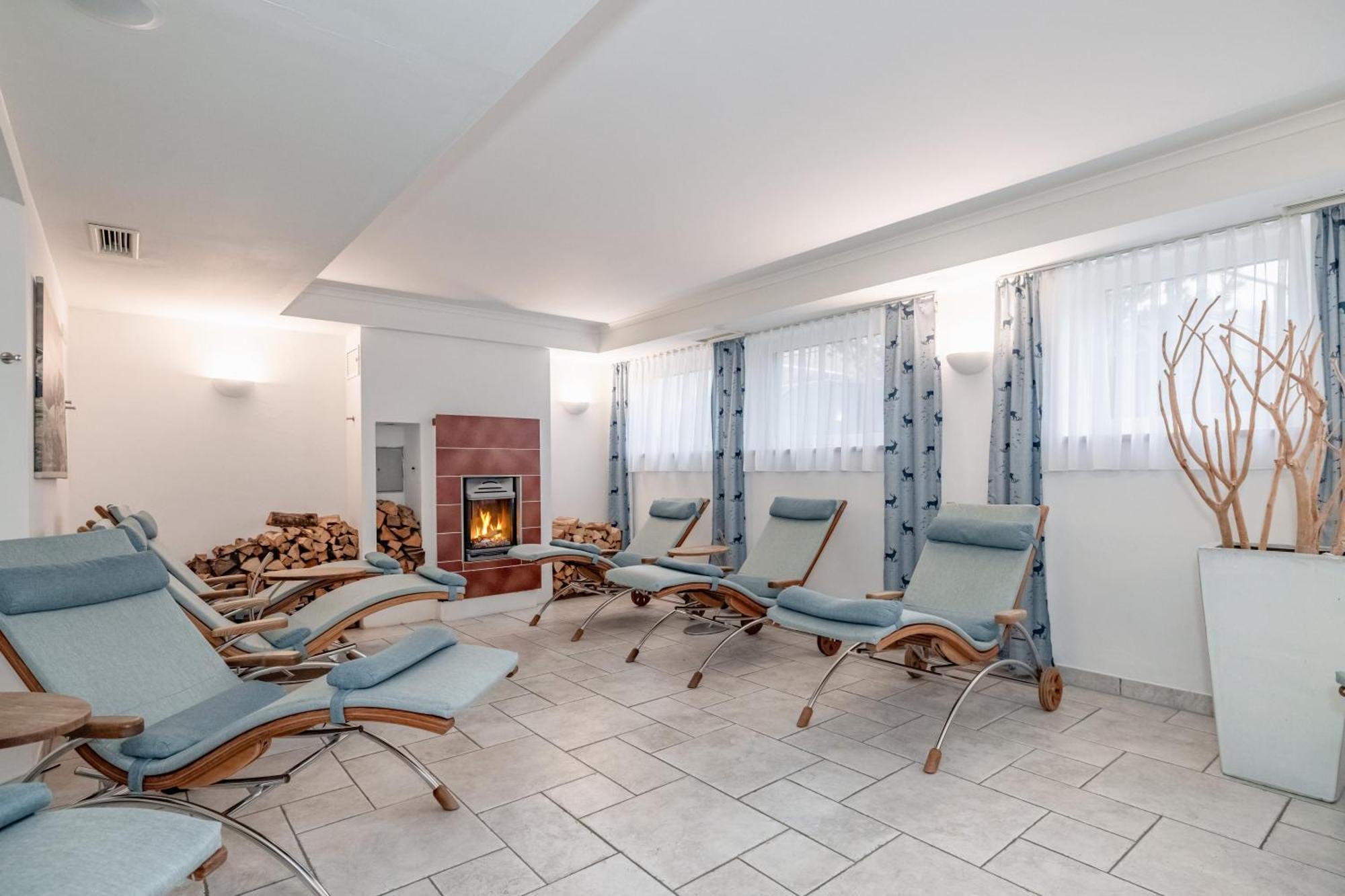 פרסגרזי Alpen Adria Hotel & Spa מראה חיצוני תמונה