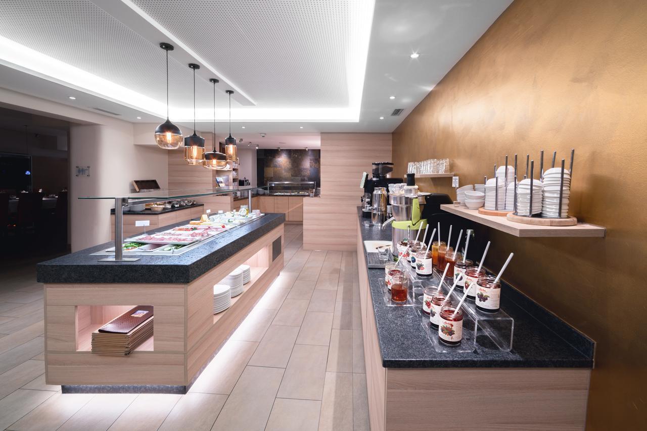 פרסגרזי Alpen Adria Hotel & Spa מראה חיצוני תמונה